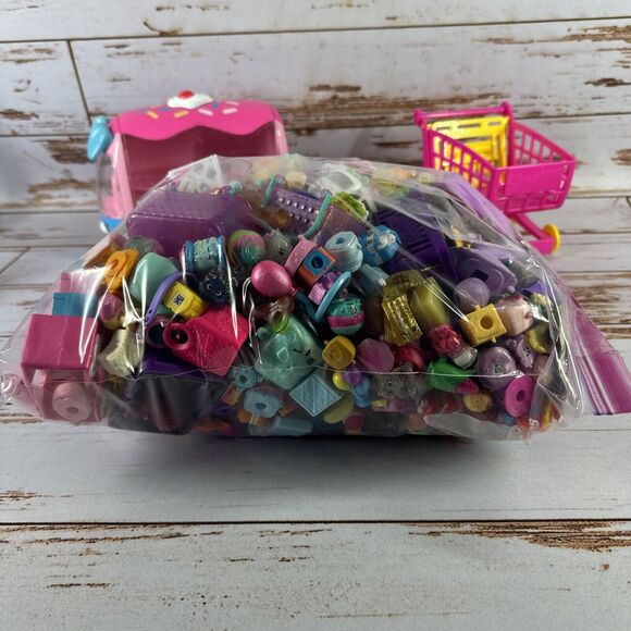 Shopkins HUGE Lot Of Loose Figures Cars Baskets 10 Pounds All Seasons & More - Picture 2 of 10